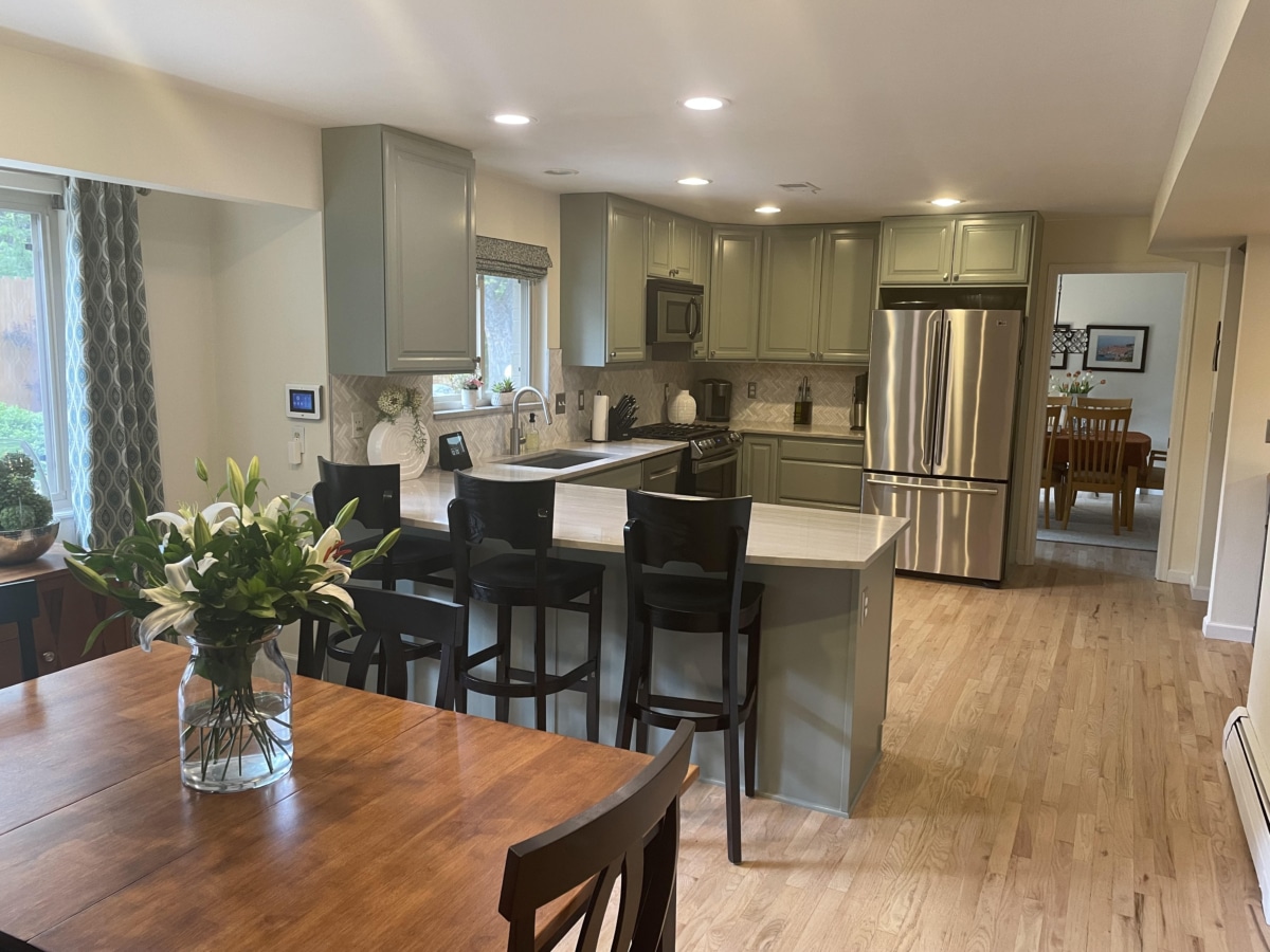 Fully painted kitchen Schiffner cabinet in a sleek, smooth finish, showcasing a modern and clean look that enhances the overall kitchen design.